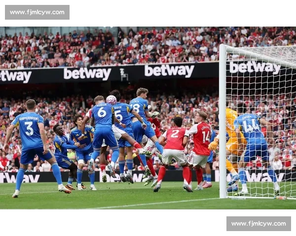 洛里 24 次对阵切尔西创纪录！热刺传奇门神的蓝桥梦魇与伦敦德比记忆